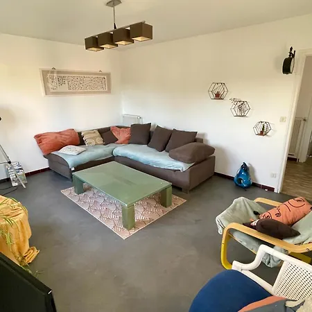 Holiday home Maison Dromoise Jardin Riviere A 5 Min
